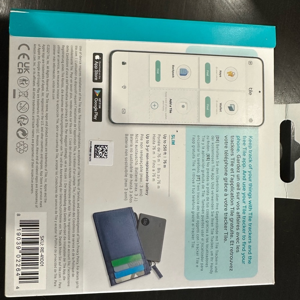 New in box- thin Tile tracker - Picture 2 of 2